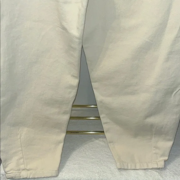 Zara Slouchy Jeans Black Label High Waist Pleated Cream Cropped - Size 6 NWT - Picture 8 of 12